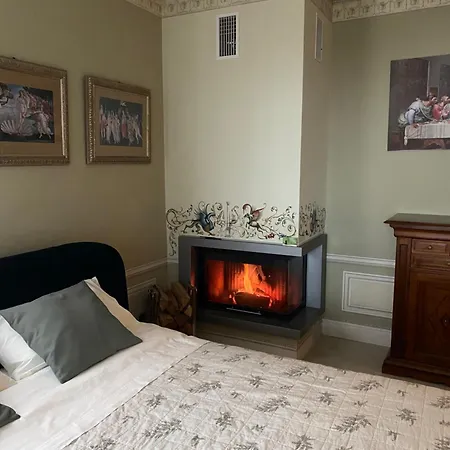 Stanze Degli Aceri *